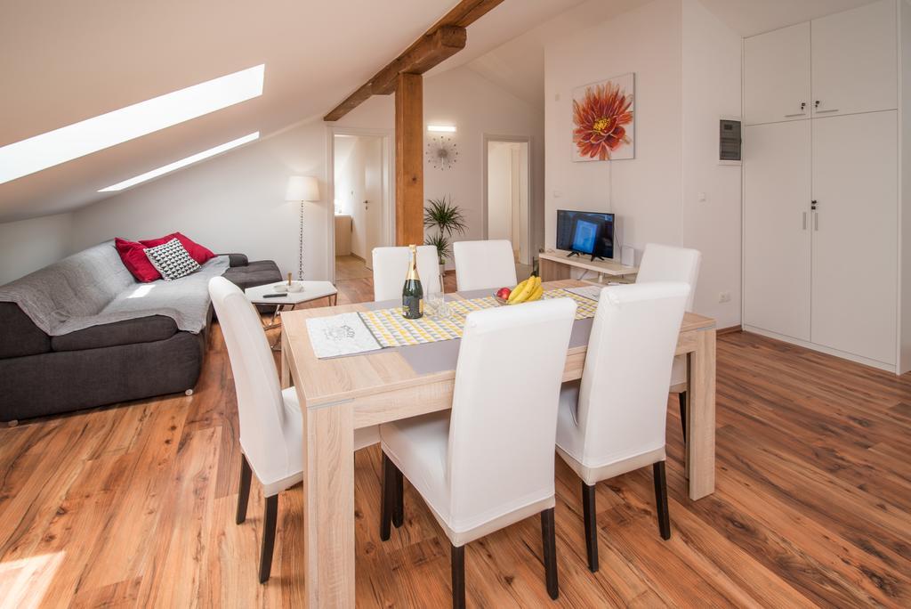Apartman Marinko Krk Town Bagian luar foto